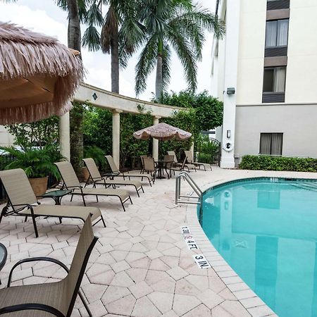 Hampton Inn Boca Raton Bagian luar foto