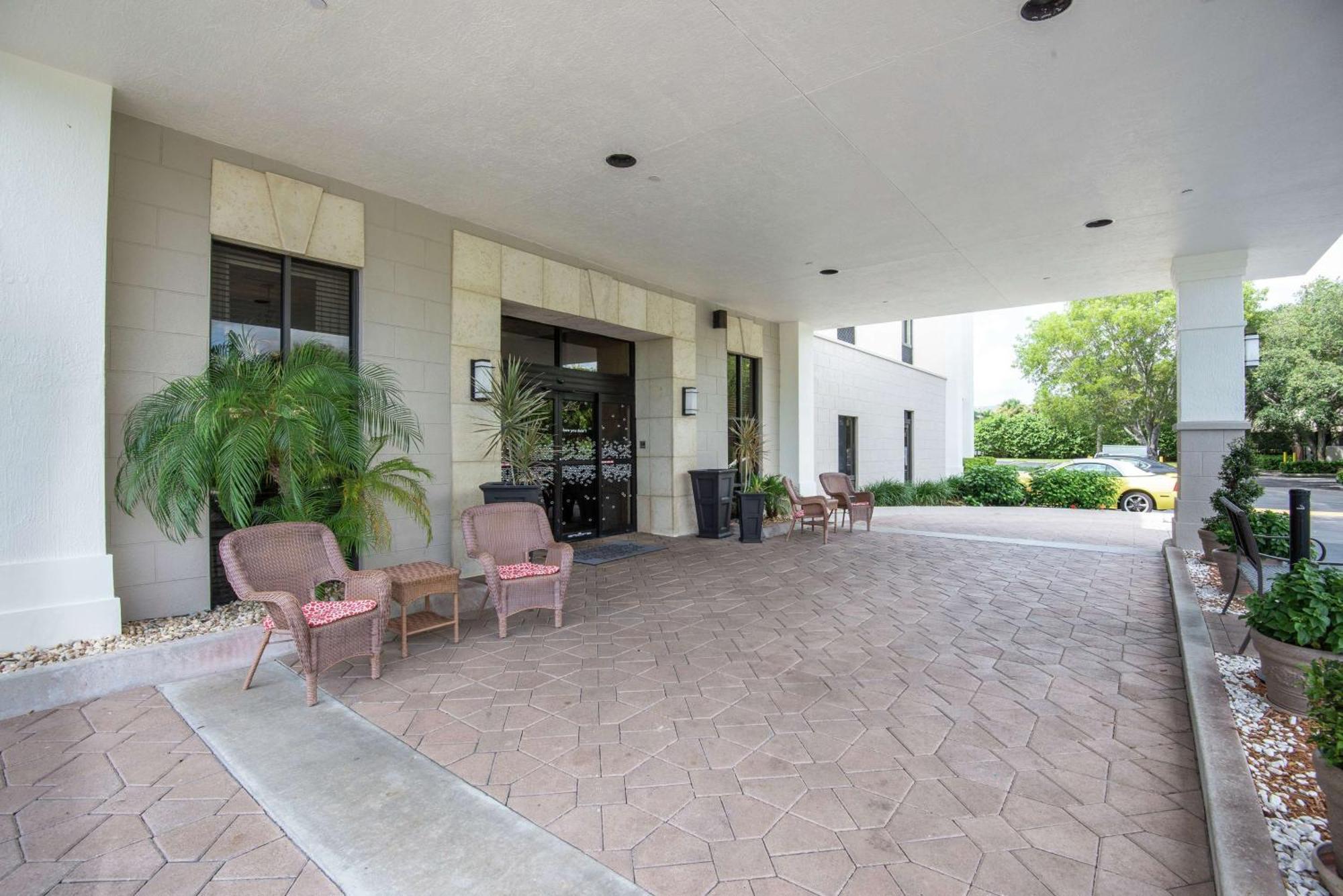 Hampton Inn Boca Raton Bagian luar foto