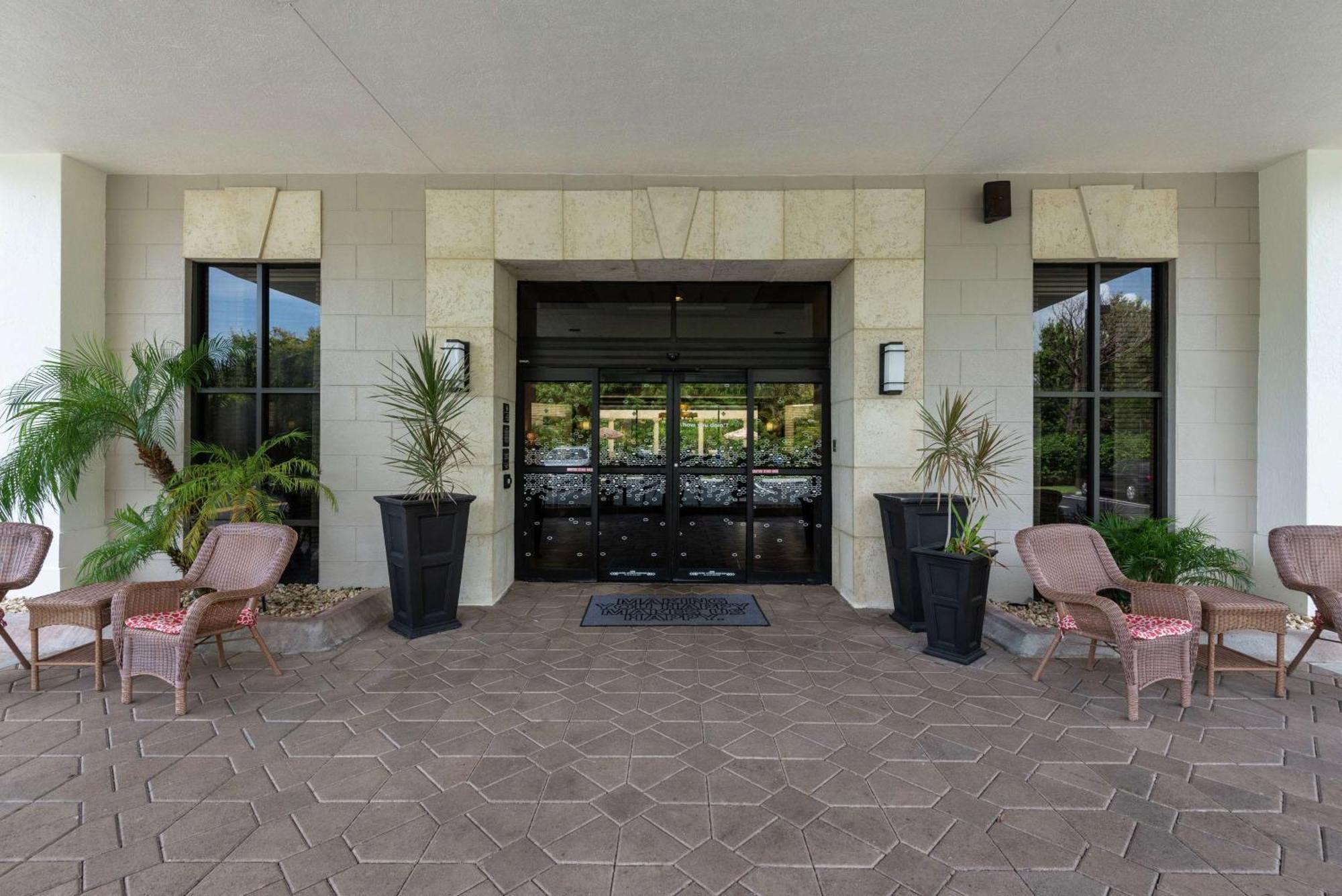 Hampton Inn Boca Raton Bagian luar foto