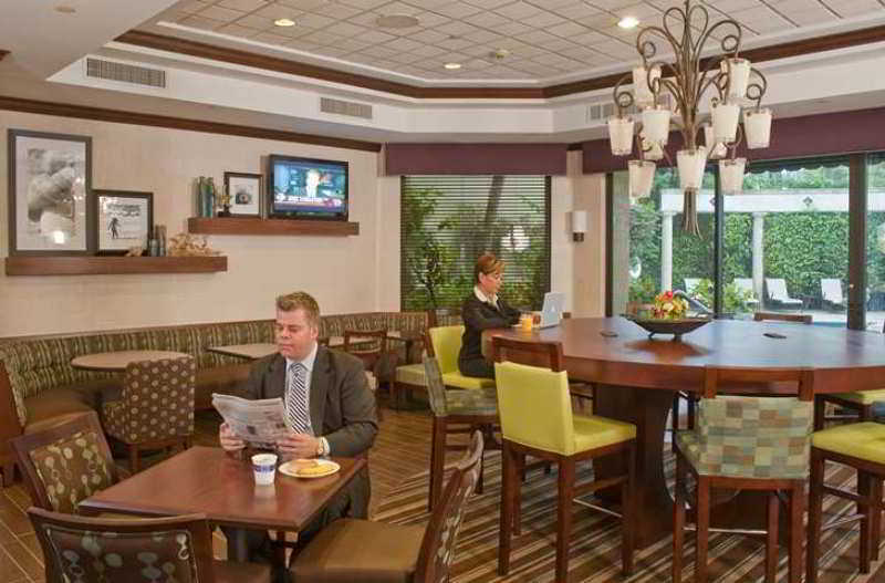 Hampton Inn Boca Raton Restoran foto
